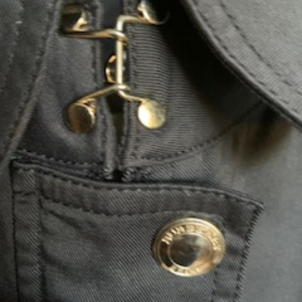 Burberry Britt Raincoat - image 7